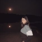 Pranali Rathod Instagram – Fly me to the moon
Let me play among the stars✨