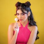 Pranali Rathod Instagram - Trying to adult, but my candy stash keeps giving me a reality check🍭 Styled by @darshimehtaa Outfit @nineboxrv Jewellery- @itahdnura Mua- @makeup_by_nainaa @rubinadaniel1 📷- @kakali_das_photography
