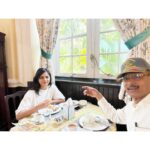Pranati Rai Prakash Instagram - Good child times with papa! 😇🫡 It’s become like a reset mechanism, to meet my dad, brother too as and when I can and they help me get back to my best self with all their love and compassion. Bangalore, India
