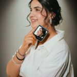 Pranjal Dahiya Instagram - In love with flip craze of #GalaxyZFlip5 #JoinTheFlipSide #samsung #GalaxyZFlip5 #TeamGalaxy @samsungindia