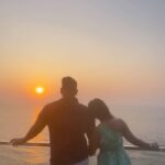 Prarthana Behere Instagram – The tans will fade but the memories will last forever….. 💜💚🤍🩷❤️
@abhishekjawkar @bhushan_pradhan @iampoojasawant @ruchira______ @meshreysawant 
.
#endingthisyearwithgoodvibes #prarthanabehere