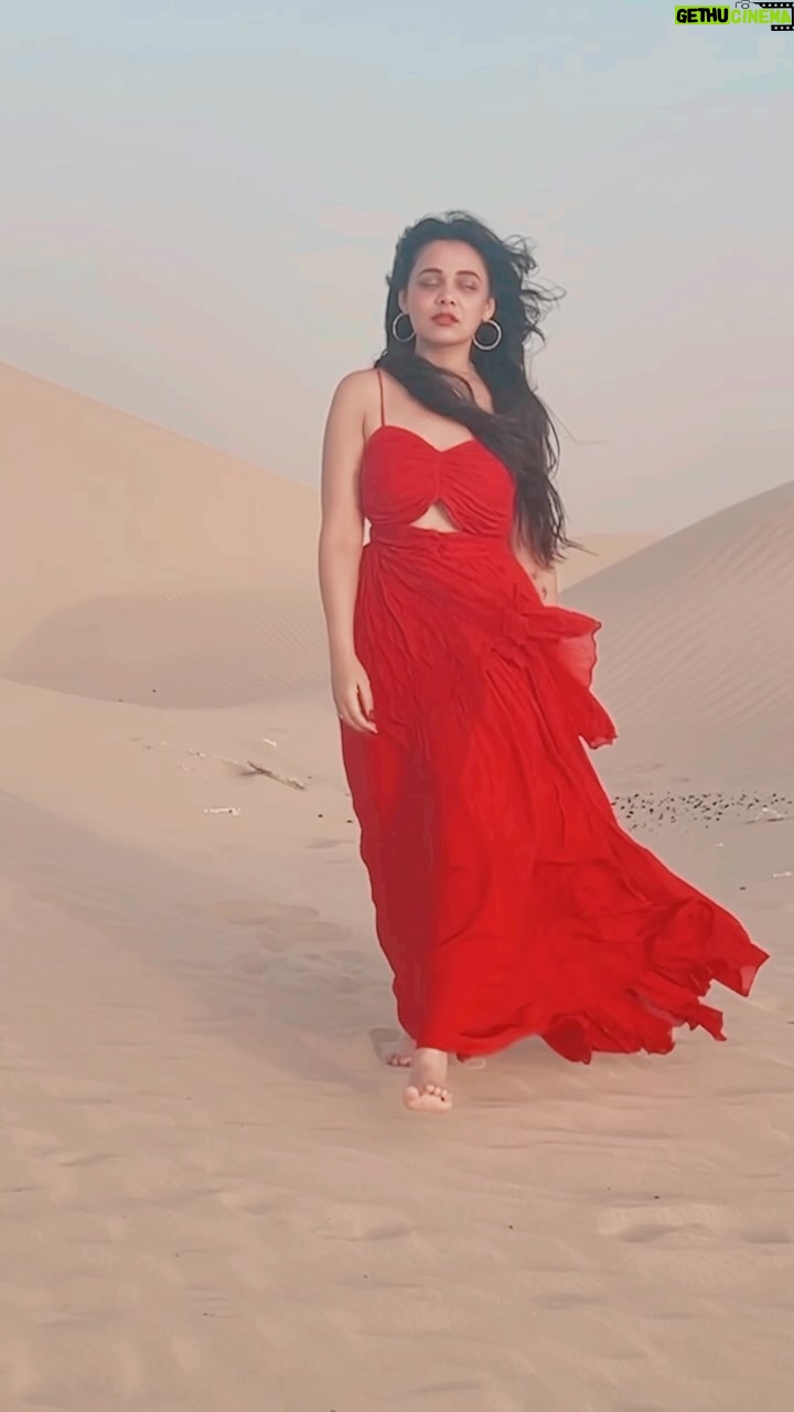 Prarthana Behere Instagram - Jaanejaa…. ❤️♾️ #songoftheday #sundaymood☀️ #lifeisbeautiful