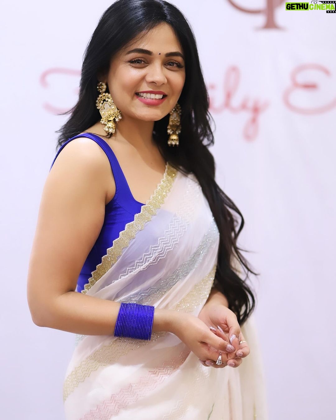 Prarthana Behere Instagram - š¤Saree : @kasab_thane Jewellery: @akshat_jewellery