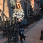 Preechaya Pongthananikorn Instagram - Morningg peeps 🥰😍🫶🏻 #newyork #manhattan #morning #america #usa #blondie #asian #asiangirls #vacation #holiday #mondayvibes #travel #travelblogger #girlpower #niceweather Manhattan, New York