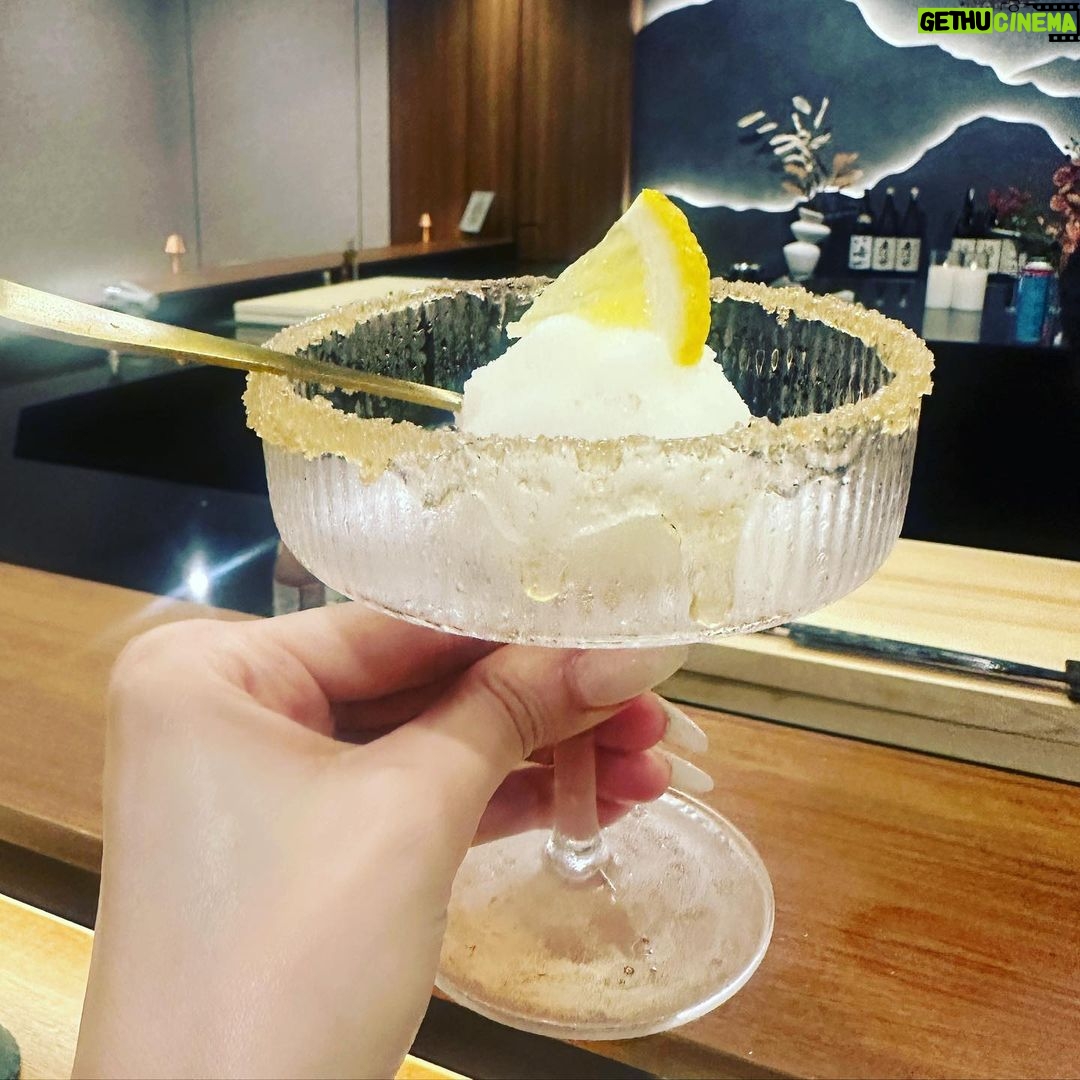 Preechaya Pongthananikorn Instagram - We girls dine out at @yoru.omakase ❤️🎌