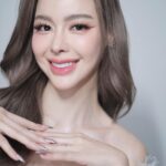 Preechaya Pongthananikorn Instagram - ขอบคุณสำหรับทุกๆคน ที่เป็นห่วงไอซ์นะคะ ขอบคุณสำหรับกำลังใจ ความเข้าใจ และความรักที่มอบให้ไอซ์นะคะ Thank you for all love and support na ka Love you all 🤍🤍🤍🤍🤍🥰🌈🫶🏻 ใครที่กำลังท้อ อดทน และผ่านมันไปให้ได้นะคะ ทุกอย่างในชีวิตเราไม่สามารถรู้ได้ว่าจะเกิดอะไรขึ้น ใช้ชีวิตทุกวันอย่างเต็มที่ เก็บประสบการณ์ไว้เป็นบทเรียน สู้ๆ นะคะ 🤟🏻 ขอบคุณจริงๆ และไอซ์ได้รู้ว่าใครที่อยู่ข้างๆเราในวันที่เราทุกข์ รักษาคนเหล่านี้ไว้นะคะ 🙏🏻🥰 GMM Grammy Place