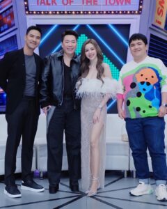 Preechaya Pongthananikorn Instagram - ขอบคุณสำหรับทุกๆคน ที่เป็นห่วงไอซ์นะคะ ขอบคุณสำหรับกำลังใจ ความเข้าใจ และความรักที่มอบให้ไอซ์นะคะ Thank you for all love and support na ka Love you all 🤍🤍🤍🤍🤍🥰🌈🫶🏻 ใครที่กำลังท้อ อดทน และผ่านมันไปให้ได้นะคะ ทุกอย่างในชีวิตเราไม่สามารถรู้ได้ว่าจะเกิดอะไรขึ้น ใช้ชีวิตทุกวันอย่างเต็มที่ เก็บประสบการณ์ไว้เป็นบทเรียน สู้ๆ นะคะ 🤟🏻 ขอบคุณจริงๆ และไอซ์ได้รู้ว่าใครที่อยู่ข้างๆเราในวันที่เราทุกข์ รักษาคนเหล่านี้ไว้นะคะ 🙏🏻🥰 GMM Grammy Place