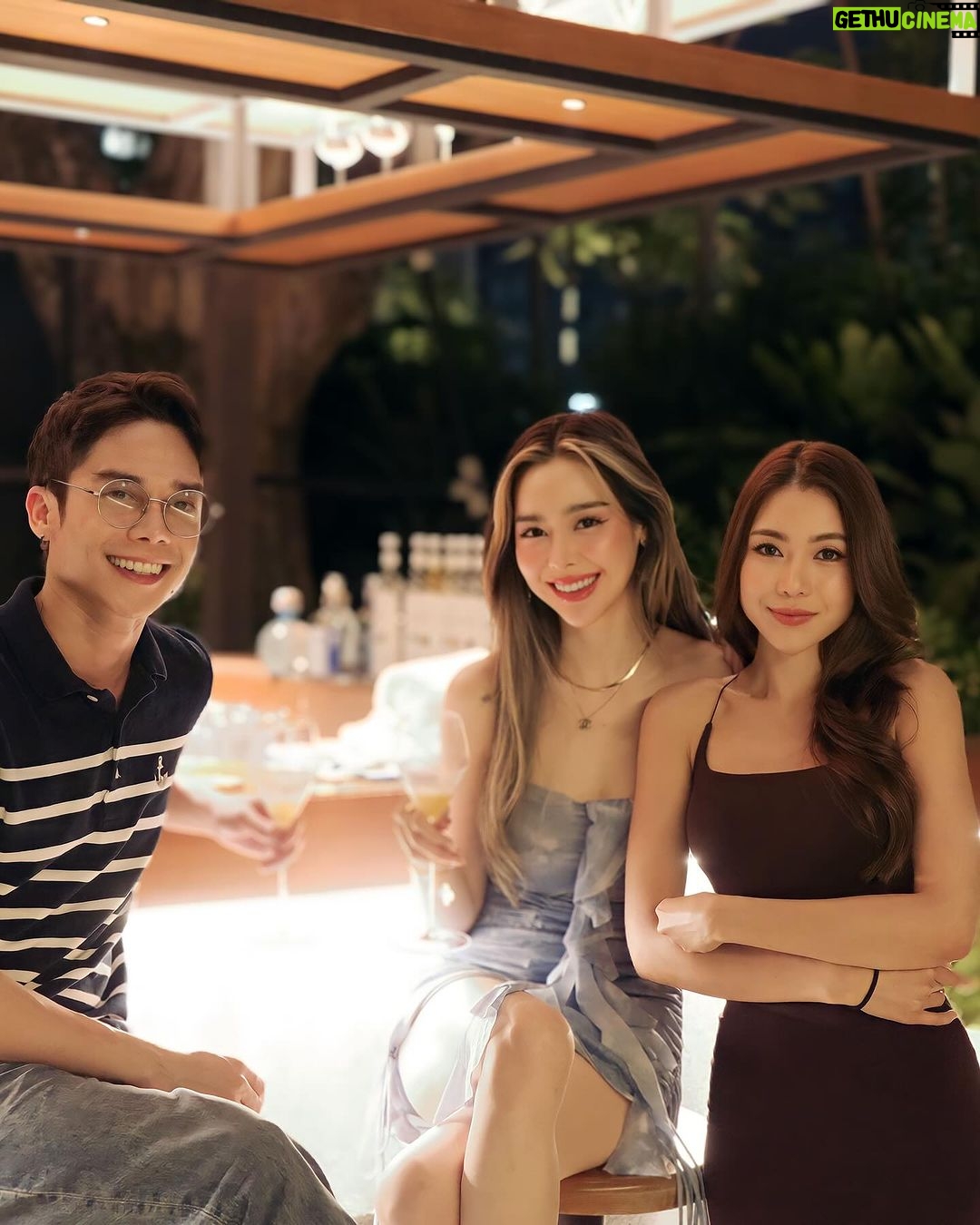 Preechaya Pongthananikorn Instagram - Thank you for having me & us with you @rern.bangkok So in love with Southen food fine dine Nice View also Good quality times with love ones #ขอบคุณนะ #rernbkk #rernbangkok #rern #เริน 💖😊🥧🍍🫶🏻💕 เริน Rern