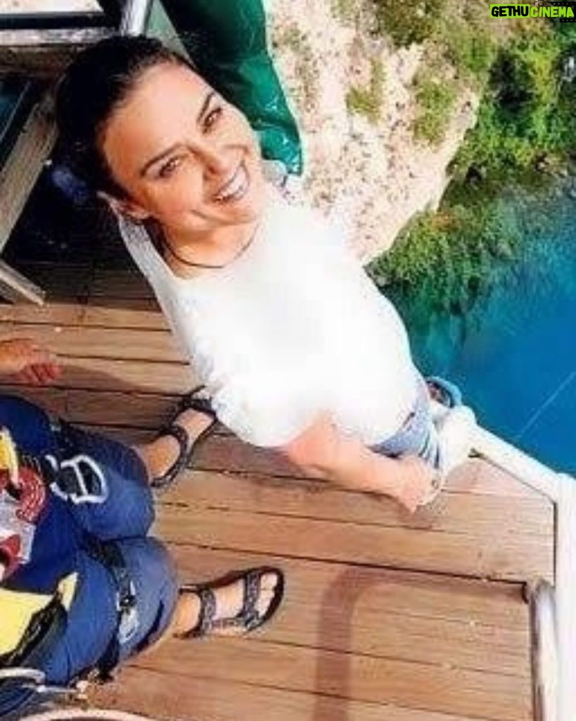 Preity Zinta Instagram - One last smile before jumping off ! Not a clear photo but the thrill of jumping off the edge was clearly Worth it. Bungee Jumping is not for everyone but if you are the adventure type, this is a must try 🤩 The minute I jumped off, this song - (Free Falling )automatically started playing in my head on full blast so I have put it here for the right sound effect ❤️#bungeejumping #newzealand #throwback #pztravel #ting New Zealand