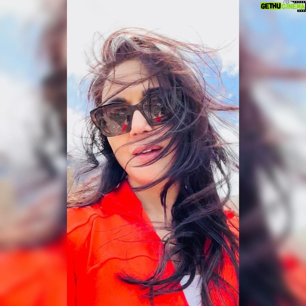 Preity Zinta Instagram - Wind swept 💫❤️💫 #ting