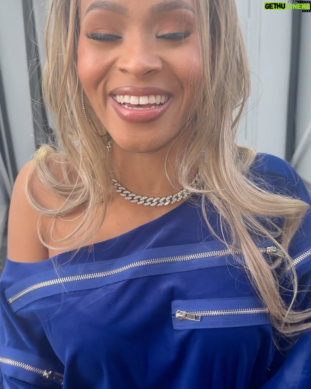 Pretty Vee Instagram - Happy New Year: God Has Fully Increased My Territory!✨ -Y’all Seen What BIG GOD Did For Me In 2023 Ion Need To Do NO RECAP! Just Watch How His Hands Move In 2024! 🙏🏽 -My Expectations Are Set So High For 2024, I Know That JESUS Devine Assignment For Me Will SCARE Most And Empower Others…. 👏 -I Just Wrapped Up My Holiday Movie & I Kilt It! BIG ACTRESS VEE🎥🎄 -P.S My Hope Is That 2024 Moves You Because He Has A Promise For YOU TOO…. Remember A Delay Is Never Denial✨ -Jesus THANK YOU 🤍 MUA: @picasso Thank You For Being On Set With Me, I Know That God Will Download In You! Just Ask Him To Show You & He Will Give Clarity✨ - 2024 I’m Ready💪🏽 - PrettyVee 💋