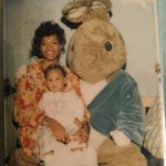 Pretty Vee Instagram - The original COMEDIAN: One thing about me I don’t play about this lady at all which is my mommy @itspastor_g 🤍🤞🏽 Mommy Happy Birthday I love you so much, you mean so much to me!🎈🎂 Your strength, Your heart, Your prayers, Your unconditional love will never go unnoticed! ✨🙏🏽 I will continue to make you proud! ✨ I overly love you mommy @itspastor_g Happy Birthday My Heart✨🎈😍💕 Enjoy your beautiful day 💋