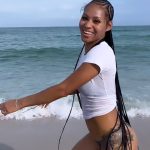 Pretty Vee Instagram - MOOD: BATTY BIG & WAIST SLIM😝🇯🇲 - Like No Seriously Why Am I Like This 🤣 - “Waistline” Out By @shenseea Sissy I’m So Proud Of You & I Love You…. BIG TUNE MI FRIEND🇯🇲🔥 Tag Ya Jamaican Fren Dem 🍑😂😫😈 😅💦☀️🙋🏽‍♀️