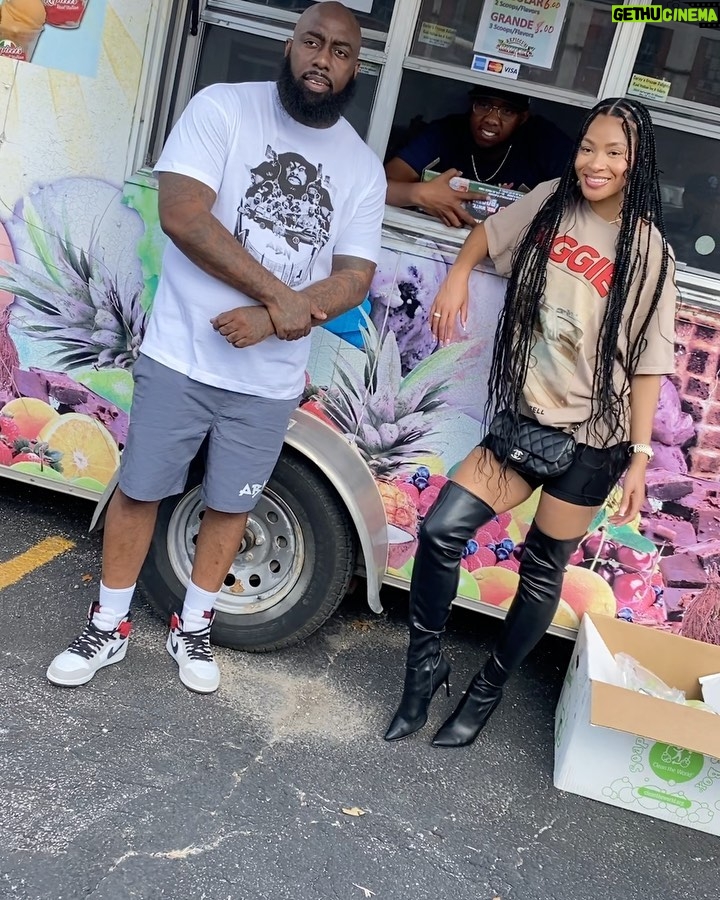 Pretty Vee Instagram - Sorry Just Busy Doing Everything I Said I Was Going To Do! π€π€π½ - & One Of Those Things Is Giving Back, Thank You @traeabn For Bringing Me To Houston,Tx To Serve With You In Your Community! I Absolutely Love What Your Doing! We Appreciate π€ - Yβall Know Vena Love The Kids!π€π½ - & Lastly Swipe & Come Party With Me! - Love Yβall Bye! - PrettyVee π Houston, Texas