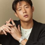 Prin Suparat Instagram - #LOFFICIELPLUS คอนเทนต์สุดเอ็กซ์คลูซีฟสาหรับแพลตฟอร์มออนไลน์ประจําเดือนธันวาคมนี้ พบกับ หมาก ปริญ, มิว นิษฐา, ออกแบบ ชุติมณฑ์, วิโอเลต วอเทียร์ และ เจมส์ ธีรดนย์ ที่จะมาเดิม เต็มความสนุกในช่วงเทศกาลวันหยุดละชวนคุณค้นหาของขวัญในฝันจากผลงานการรังสรรค์เครื่องประดับไฟ จิวเวลรีของ CHANEL ที่มีทั้งรุ่นเบจโกลด์ เยลโลว์โกลด์ และไวท์โกลด์ รวมถึงรุ่นประดับเพชร #CHANELHoliday #GiveWonderGiveCHANEL #CHANELFineJewelry #CocoCrush #NCollection @chanelofficial #LOFFICIELTHAILAND #LOFFICIELJEWELRY