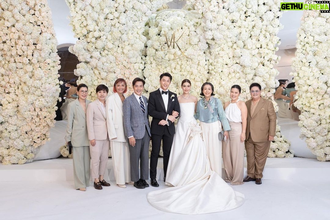 Prin Suparat Instagram - ขอขอบพระคุณผู้ใหญ่และครอบครัวช่องสามทุกท่านที่สละเวลามาร่วมฉลองในวันสำคัญของเรานะครับ/ค่ะ ขอบพระคุณที่ให้โอกาสเราสองคนและเมตตาเอ็นดูเรามาตลอดครับ/ค่ะ รวมถึงแขกผู้มาร่วมงานทุกท่านครับ/ค่ะ 🙏🏼🥹 🤍