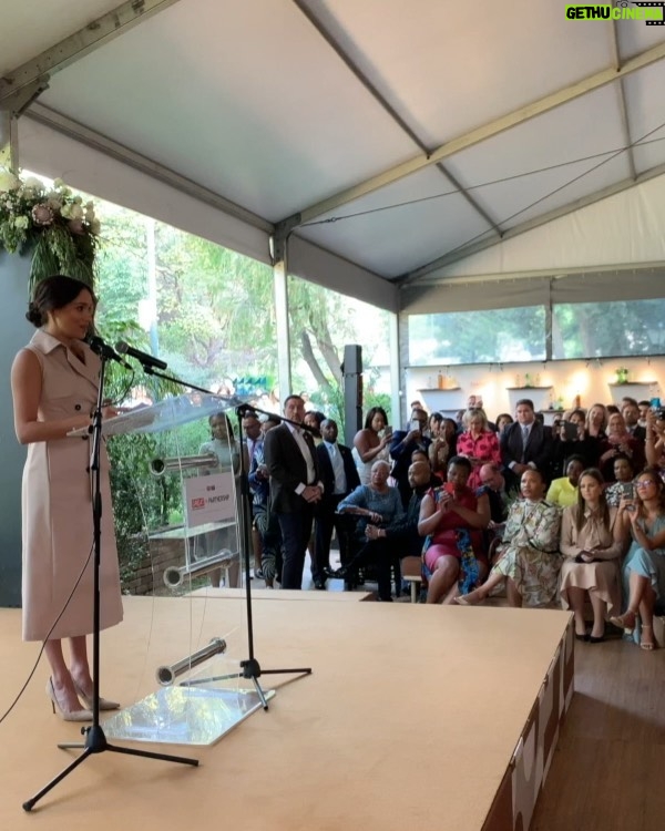 Prince Harry, Duke of Sussex Instagram - In her final speech of #RoyalVisitSouthAfrica, The Duchess of Sussex had an important message to young people around the world (swipe ➡️ to see full): • “I remember being a young girl watching TV and seeing what was happening in the world, and frankly, often feeling despair. When you constantly see and hear negativity, it can be overwhelming; you can feel powerless, and lost, you can feel different, confused, or like you just don’t belong. And I’m sure there is a young girl or boy watching this and thinking the exact same thing. So, this is for you. In a world that that can seem so aggressive, confrontational, and dangerous, you should know that you have the power to change it. Because whether you’re here in South Africa, at home in the UK, the US or around the world, you actually have the power within you to change things, and that begins with how you connect to others. I have learned from the people I’ve met here, that whether it’s about society’s expectations of masculinity or femininity, or how we divide ourselves by race or faith or class or status- everyone has value, and everyone deserves to be heard and respected. And if you live your life in thatway, your generation will start to value each other in ways the rest of us have not yet been able to do so.” • Video ©️ SussexRoyal