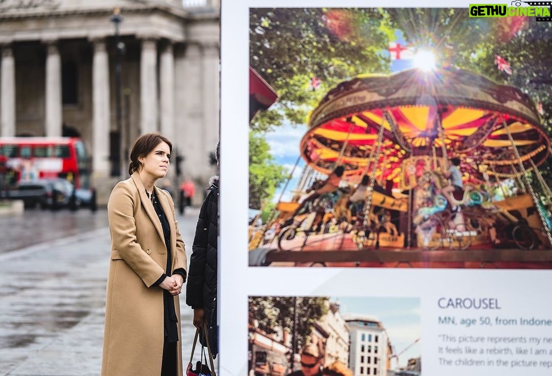 Princess Eugenie Instagram - To mark #antislaveryday Jules and I visited Art is Freedom outside The National Gallery. An exhibition that was curated and created by survivors of modern day slavery. @the_anti_slavery_collective were honoured to co-curate alongside @hestia_charity and these brave survivors who shared their voices and art. @hestia_charity supports adults and children in times of crisis. They deliver services across London and the Southeast, as well as advocating nationally on issues that affect the people they work with. Last year over 15,000 men women and children were supported. This includes survivors of modern slavery, domestic abuse, people with mental health difficulties and older people as well as care leavers and people leaving prison. I really encourage you to see this exhibition so you can see what you can do to help end modern slavery as well as supporting such strong, courageous artists and survivors. The exhibition is at Trafalgar Square, London Bridge station and outside South Kensington underground station.