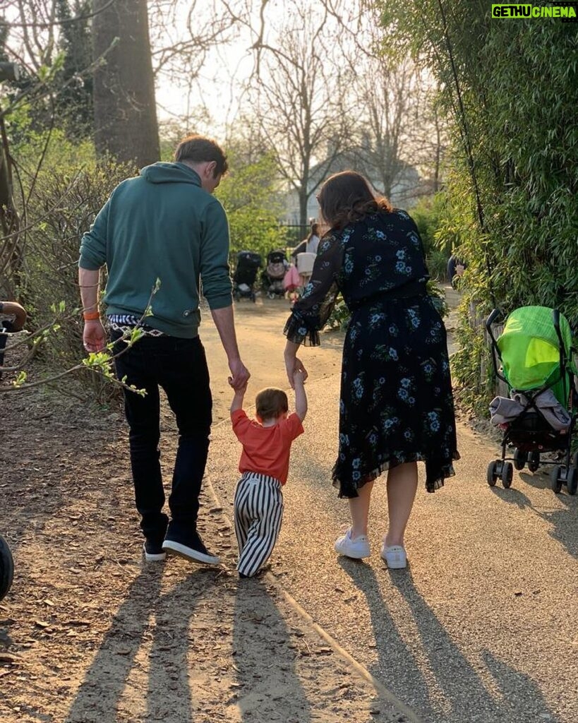 Princess Eugenie Instagram - What a birthday to celebrate in the park with my boys. Thank you Xx 😘