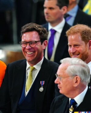 Princess Eugenie Instagram - Celebrating 70 years.. couldn't be prouder! Thank you, Your Majesty, for 70 years of dedication and selflessness. We ❤️ you!