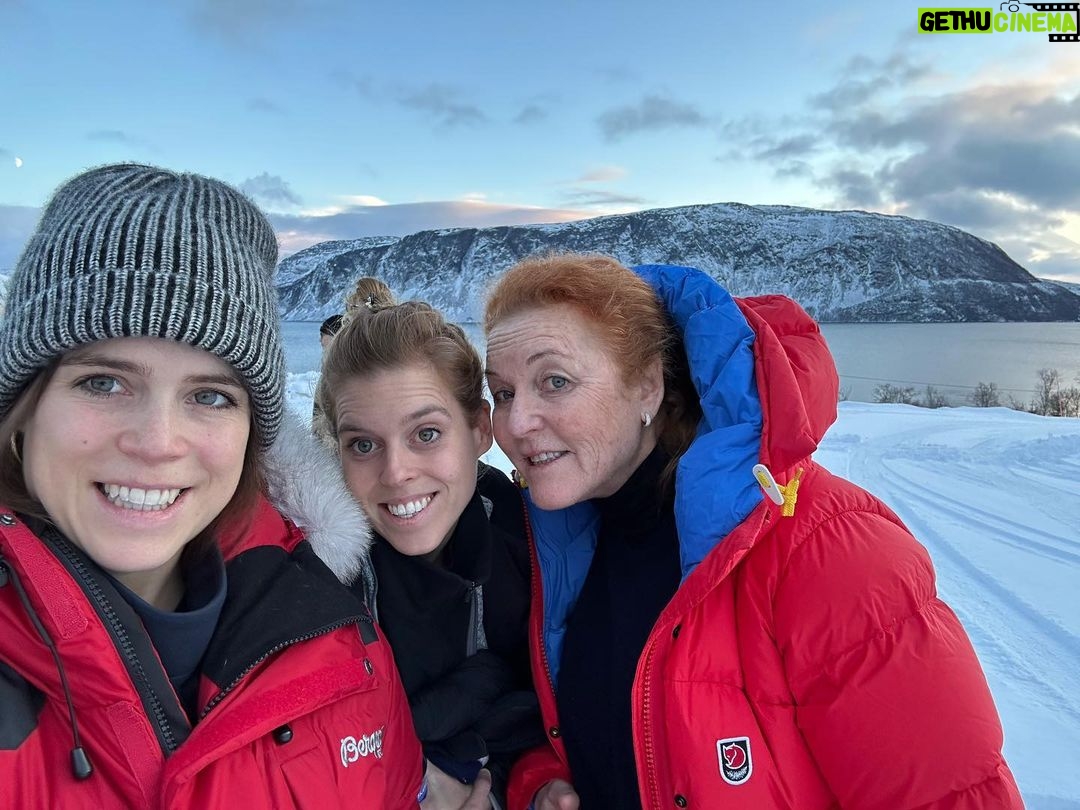 Princess Eugenie Instagram - Happy International Women's Day. I'm so lucky to have my mum and sister as two incredible women in my life. Beabea, Mumma so proud of you! Xx