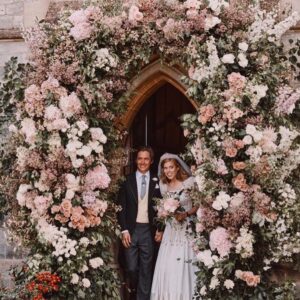 Princess Eugenie Instagram - Couldn't Bea happier (get it) 🐝... ⁣
⁣
What a complete joy and privilege to watch you, my beautiful big sister, walk down the aisle to dear Edo. I am so proud of you and I'm so excited to support you in the next chapter of your life. We are going to have so much fun together. ⁣
⁣
Happy wedding day to you both xxxx