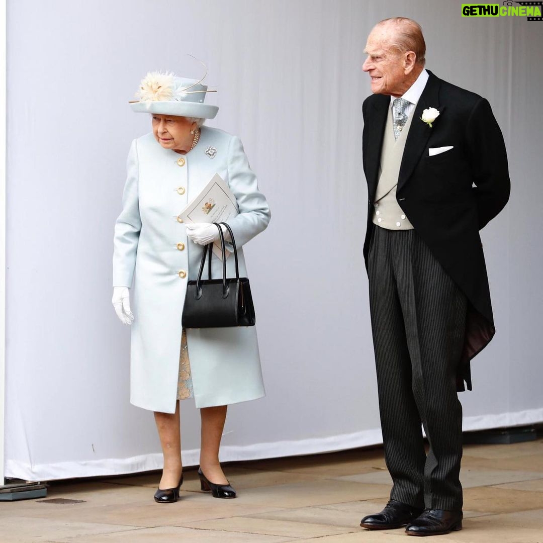 Princess Eugenie - 189.9K Likes - A very Happy 99th Birthday to HRH The Duke of Edinburgh.
Grandpa, we wish you a special day.. and may all grandparents celebrating birthdays in lockdown have a wonderful time. #happybirthday