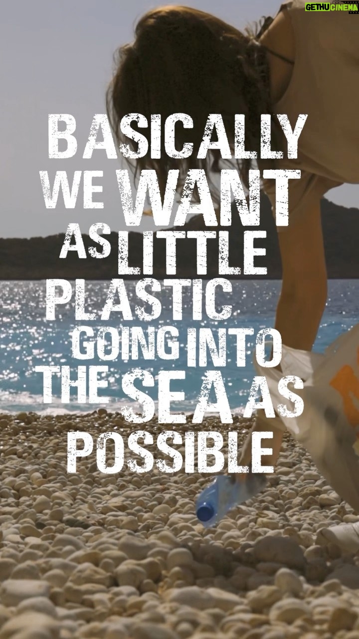 Princess Eugenie Instagram - In the last interview of this series, and during the UN Ocean Conference, I spoke to my dear friend, environmental activist, and @unep ambassador, @elliegoulding We spoke about how we can all make changes to protect the ocean and why it's so important. Thank you Ellie for leading the way.
