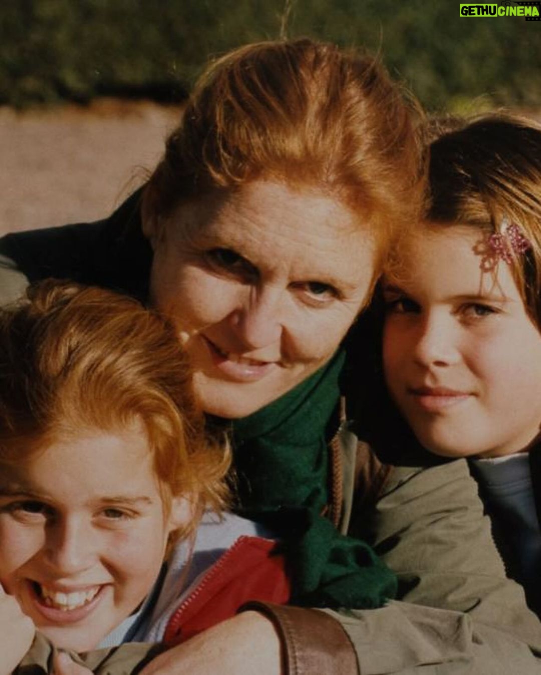 Princess Eugenie Instagram - Happy International Women’s day! Taking a moment to celebrate some of the incredible women in my life, whilst being so proud to bring up boys so they can go on to celebrate the women in theirs. ❤️❤️❤️