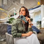 Priya Bapat Instagram - Absolutely adore the Olive Green colour of #RedmiA3. @redmiindia It’s #SmoothAndStylish, making it your perfect smartphone. Don’t forget to set your reminders and get your hands on beautiful smartphone on 23rd Febraury at speical launch launc price starting at ₹6,999* #xiaomi #ad #collab