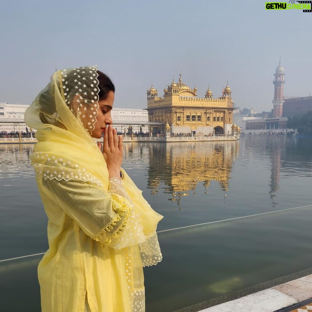 Priya Bapat Instagram - 🙏🏻 Golden Temple(Amritsar) Punjab