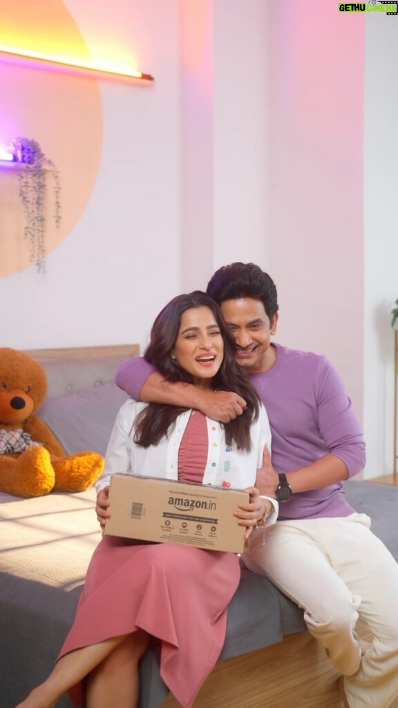 Priya Bapat Instagram - One membership, too many benefits! Amazon Prime #SachMeinTooMuch @amazondotin Same-Day Delivery on 10L+ Products ✅ Prime offers ✅ Blockbuster Entertainment ✅  #AmazonPrime #JoinPrime #StartYour30DayFreeTrail #Collab #PriyaBapat #UmeshKamat