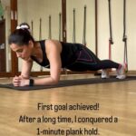 Priya Bapat Instagram – Just trying to get better than yesterday. Strengthening my core. 💪🏻