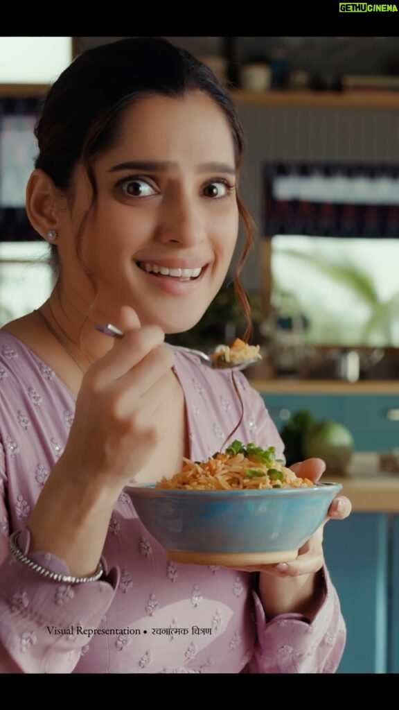 Priya Bapat Instagram - Thrilled to reveal my secret weapon - my all-time fave - Ching’s Schezwan Fried Rice Masala! Just add this mouth-watering Schezwani Masala ka tadka to leftover rice along with loads of veggies and watch them magically disappear! The masala is so perfectly blended that you don’t even need to add salt! Ghar ghar mein Ching’s Schezwan Fried Rice ban raha hai. Aapne banaya kya? #SchezwanFriedRice #ChingsSecret #ChingsChineseDesiChinese #ilovedesichinese