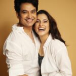 Priya Bapat Instagram - The peanut butter to my jelly 🥪 👫 📸 @shrutisbagwe