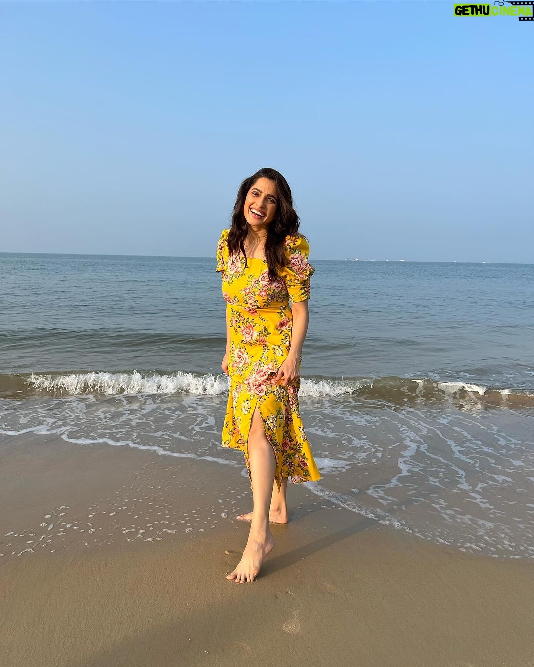 Priya Bapat Instagram - Live every moment as if it's never going to come back
