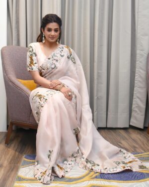 Priyamani Instagram - Because I am a woman, I must make unusual efforts to succeed. If I fail, no one will say, She doesn’t have what it takes. They will say, - Women don’t have what it takes. #womensdayeveryday 

Outfit - @alokandharsh 
Jewels by @sulthandiamondsandgold 
Styled by @theitembomb ❤️
MUH : @pradeep_makeup @shobhahawale 
📸 : @sharonacvin 
Retouched by : @v_capturesphotography