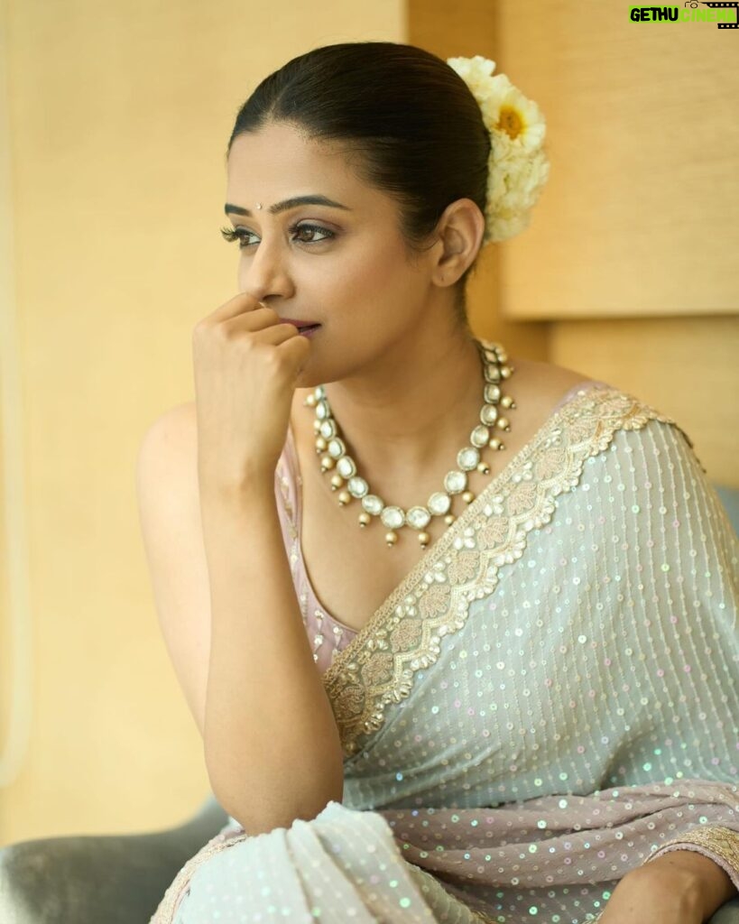 Priyamani Instagram - Today was an absolute blast celebrating the success of Article 370! 🎉 Feeling incredibly humbled by the unwavering support and encouragement from all of you. As an artist, your love means the world. Here’s to more moments like these! 🙌 #Article370 #Grateful 📸 @palashsverma Styled by @theitembomb ❤️ Wearing @bhumikagrover Jewels by @raabtabyrahul MUH : @pradeep_makeup @shobhahawale Jio Studios