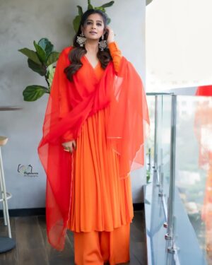 Priyamani Instagram - Embrace your elegance and let it shine ✨✨✨

Outfit : @harshitasinghviofficial 
Jewellery : @houseofqc 
Styling : @stylebyannapurna 
Team : @i.deekshasetti 
📸 : @v_capturesphotography 
MUH : @pradeep_makeup @shobhahawale