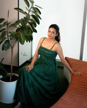 Priyamani Instagram - Feeling cute …might take over the world in this green dress💚💚💚

Outfit : @_anjali_jha_____ 
Stylist : @stylebyannapurna 
Team : @i.deekshasetti 
📸 : @v_capturesphotography 
MUH : @pradeep_makeup @shobhahawale 
#bhamakalapam2❤️
