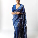 Priyamani Instagram - The charm of a saree never fades away .💙💙💙💙 For the trailer launch of #Article370💙💙 Saree : @labelsouravdas Jewellery : @romanarsinghaniofficial 📸 : @yash_vb Stylist : @theitembomb 💙❤️ MUH : @pradeep_makeup @shobhahawale