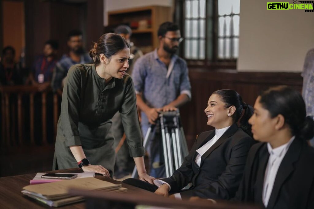Priyamani Instagram - A little BTS of @neruthemovie #neru …. Thank you @jeethu4ever sir for considering me as Poornima 🤗🙏🏻.. thank you @lintajeethu chechi for making me look good on screen 🤗🤗🤗.. thank you @santhi_mayadevi for teaching me the technicalities of being a lawyer on screen ❤️🤗… @actor.sidhique .. “DAD” … onto the next case ??? 🤣🤣🤣 Unfortunately haven’t got any BTS with the complete actor @mohanlal sir yet …. But was a pleasure sharing the screen space with him after 10years !! @anaswara.rajan .. you rock my dear 🤗.. more power to you Thank you @bennet_m_varghese 🤗