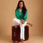 Priyamani Instagram - Dressed up for #Jawaan promotions Photographs by @shivkumardhale Wearing @sheczzarindia @vblitzcommunications Styled by @theitembomb Jewels by @aquamarine_jewellery PR: @shaneemz @expansionprofficial MUH : @pradeep_makeup @shobhahawale