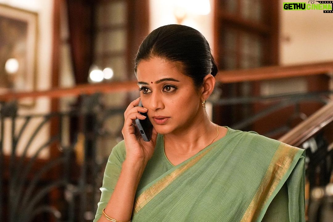 Priyamani Instagram - Some ‘Priya’ Behind-the-scenes of #PriyaMani that now lives in our hearts! #Article370 releasing in cinemas on 23rd February. @yamigautam @vaibhav.tatwawaadi @siyaramkijai #KiranKarmarkar @rajarjunofficial @skand_thakur @ashwinikoul93 @irawatimayadev @ashwani.1204 @divyasethshah @sumitkaul10 @adityasuhasjambhale #JyotiDeshpande @adityadharfilms @dhar_lokesh #JioStudios #B62Studios @saregama_official @the_willing_fundamentalist @arj.writer @aarshvora @puneetwaddan @shashwatology @shivkumarpanicker @sidvasanity @mukeshchhabracc @yantrapd @veerakapuree