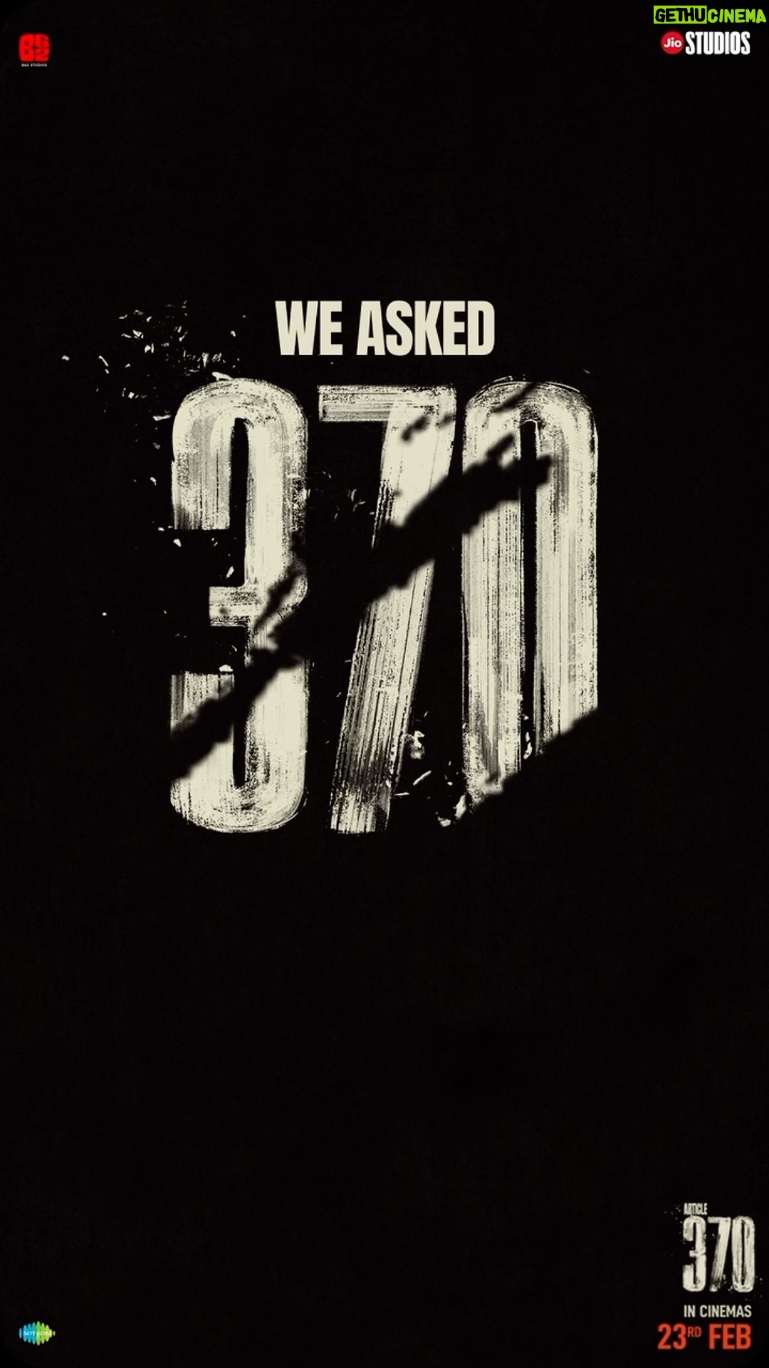 Priyamani Instagram - Humne 370 logon se Article 370 ke baare mein pucha! Ab aapki baari! Comments mein bataiye, what’s your opinion on #Article370. #Article370Trailer Out Now! (Link in bio) Releasing in cinemas on 23rd Feb. @yamigautam @vaibhav.tatwawaadi @siyaramkijai #KiranKarmarkar @rajarjunofficial @skand_thakur @ashwinikoul93 @irawatimayadev @ashwani.1204 @divyasethshah @sumitkaul10 @chakramaditya #JyotiDeshpande @adityadharfilms @dhar_lokesh @officialjiostudios @b62studios @saregama_official @the_willing_fundamentalist @arj.writer @aarshvora @puneetwaddan @shashwatology @shivkumarpanicker @sidvasanity @mukeshchhabracc @yantrapd @veerakapuree