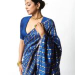 Priyamani Instagram - The charm of a saree never fades away .💙💙💙💙 For the trailer launch of #Article370💙💙 Saree : @labelsouravdas Jewellery : @romanarsinghaniofficial 📸 : @yash_vb Stylist : @theitembomb 💙❤️ MUH : @pradeep_makeup @shobhahawale