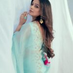 Priyamani Instagram - Wishing you a Holi filled with laughter, love, and joy 🌻 @pitanila.india @aquamarine_jewellery 📸 @sbk_shuhaib Styled by @theitembomb ❤️❤️ MUH : @pradeep_makeup @shobhahawale
