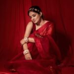 Priyamani Instagram - 🌺🌺 @pinkcitybysarika @raabtabyrahul @aquamarine_jewellery 📸 @sbk_shuhaib Styled by @theitembomb MUH : @pradeep_makeup @shobhahawale