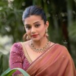 Priyamani Instagram - Stepping into the spotlight draped in elegance and grace❤️❤️❤️ Wearing : @anushareddy.couture jewellery : @sammohana_by_anushauppaluri @alluringaccessories.a2 Styling : @stylebyannapurna Team : @i.deekshasetti 📸 : @v_capturesphotography MUH : @pradeep_makeup @shobhahawale