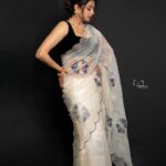 Priyamani Instagram - Embrace the drapes …. Adore the grace ❤️❤️❤️❤️ Saree : @phanireddyofficial Jewellery : @houseofqc Styling : @stylebyannapurna Team : @i.deekshasetti 📸 : @v_capturesphotography MUH : @pradeep_makeup @shobhahawale